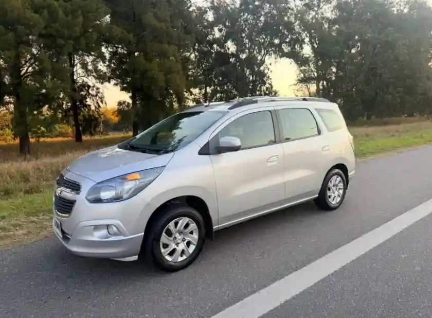 Chevrolet Spin 7 Asientos 2015 Impecable!!  2015 - foto 1