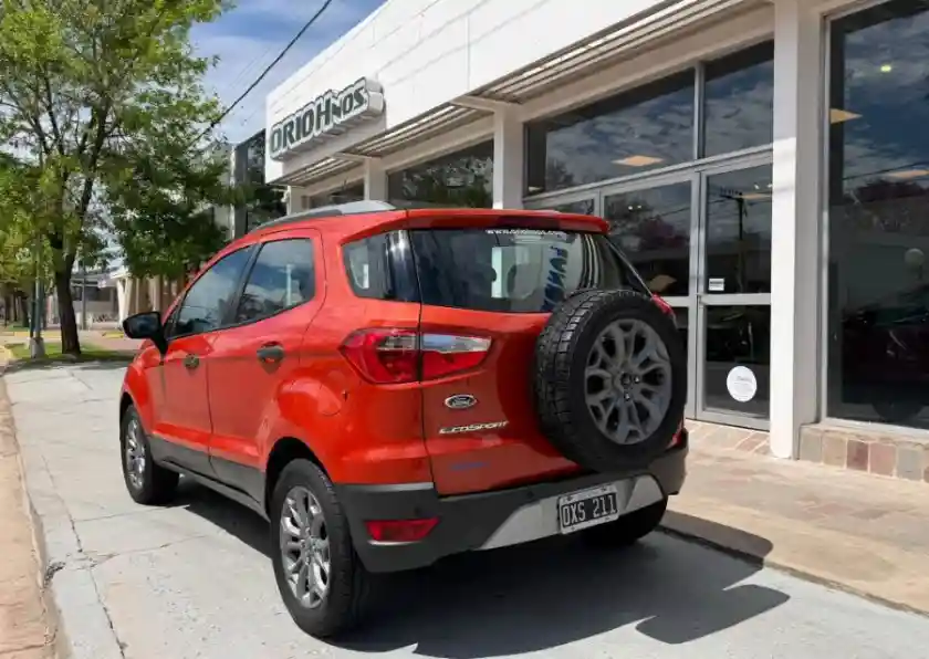 Ford Ecosport 1.6 Nafta Manual Freestyle 4X2 Año 2014  2014 - foto 2