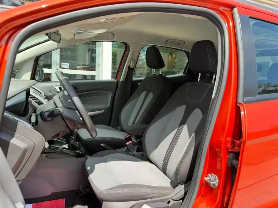 Ford Ecosport 1.6 Nafta Manual Freestyle 4X2 Año 2014  2014 - foto 5