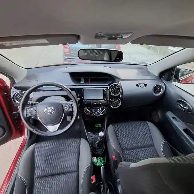 Toyota Etios Xls - foto 2