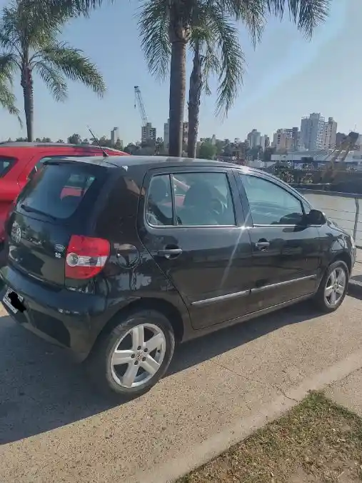 Volkswagen Fox 1.6 5 P. - foto 1