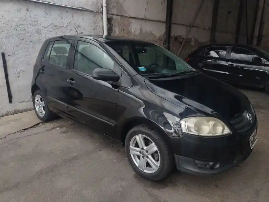 Volkswagen Fox 1.6 5 P. - foto 3