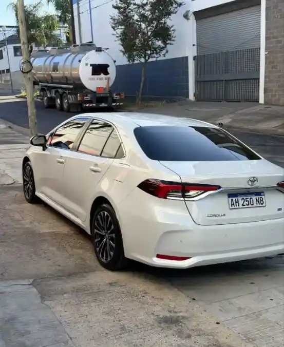 Toyota Corolla 2.0 Seg Cvt 170Cv - foto 2