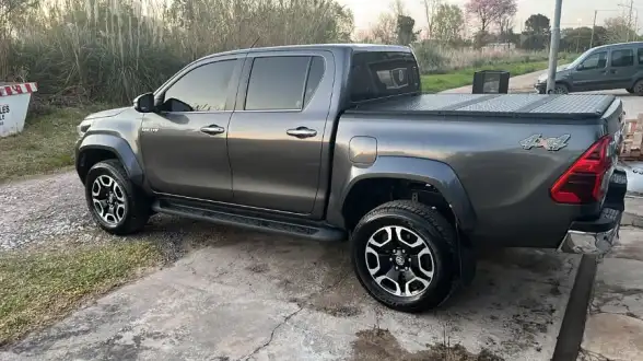 Toyota Hilux Srx 2024 4X4 Automática  2024 - foto 4
