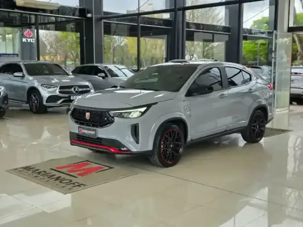 Fiat Fastback Abarth 1.3T T270 At6 2025 | 9.500 Km  2025 - foto 1