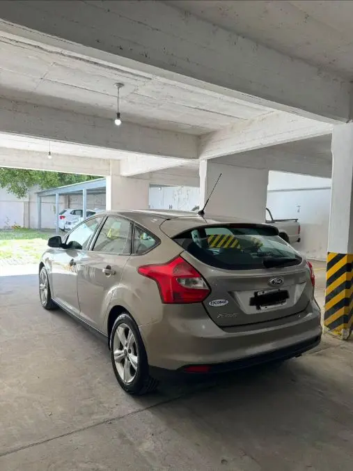 Ford Focus 2014 | 1.6 L 5P | 97.000 Km  2014 - foto 2