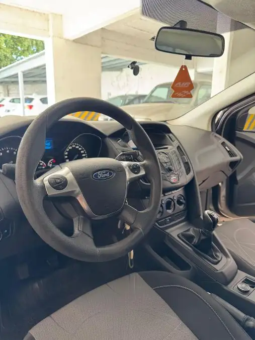 Ford Focus 2014 | 1.6 L 5P | 97.000 Km  2014 - foto 4