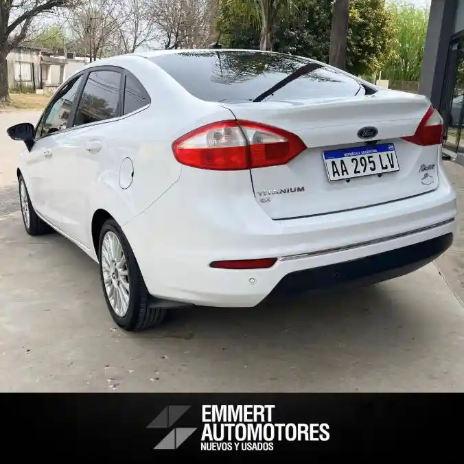 Ford Fiesta Titanium 1.6N 2016  2016 - foto 4