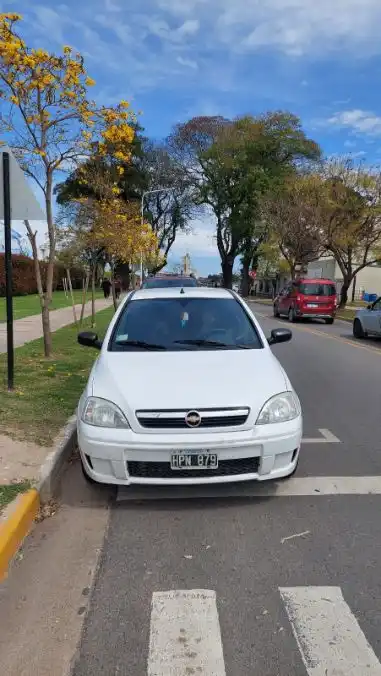 Chevrolet Corsa 2, 1.8, Año 2008  2008 - foto 3