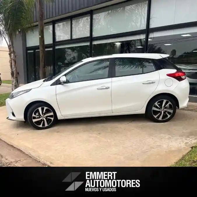 Toyota Yaris S Cvt 2025  2025 - foto 2