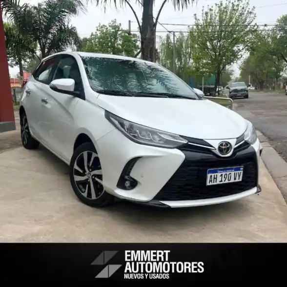 Toyota Yaris S Cvt 2025  2025 - foto 3