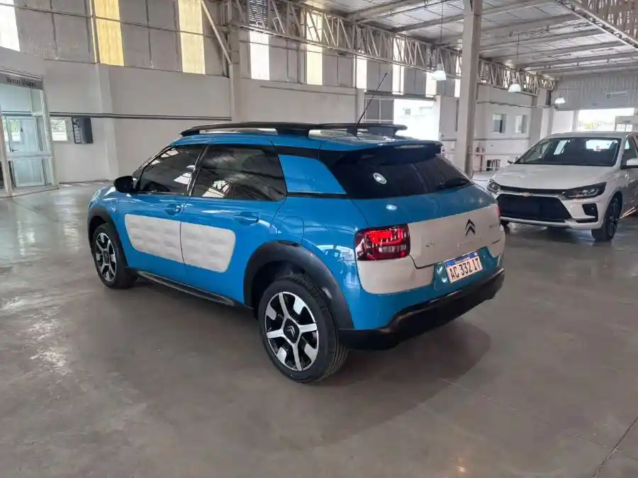 Citroën C4 Cactus 1.2 Puretech Shine - Año 2018 - 67.974Km  2018 - foto 3