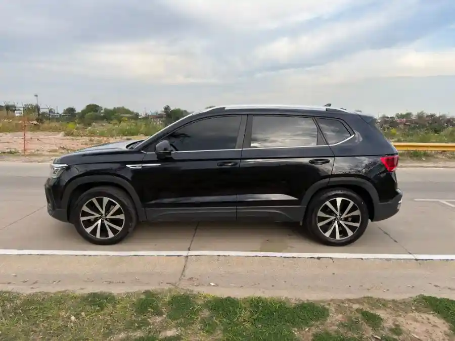 Volkswagen Taos 1.4 250 Tsi Highline 22.000 Km - foto 3