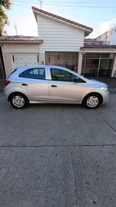 Chevrolet Onix  2018 - foto 4