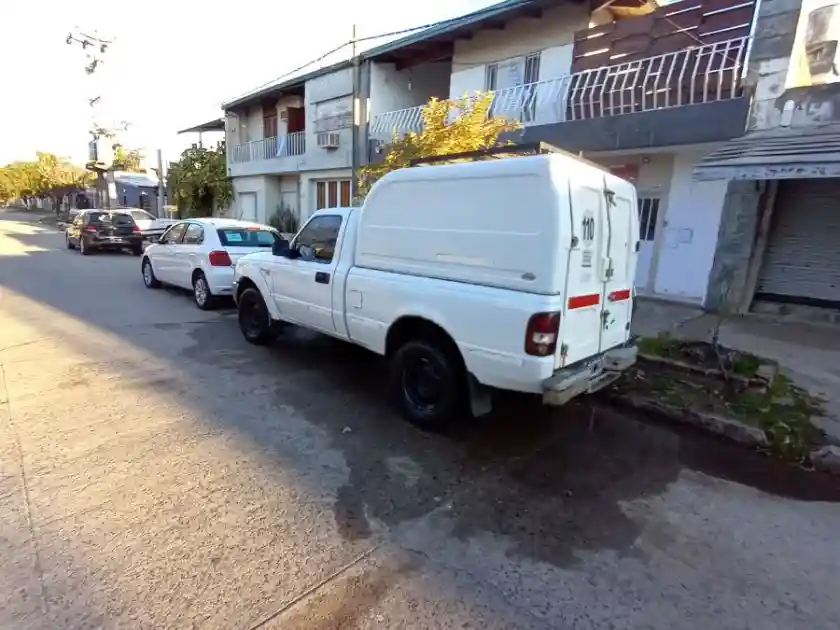 Ford Ranger Cabina Simple 2005 2.8 Diesel  2005 - foto 2