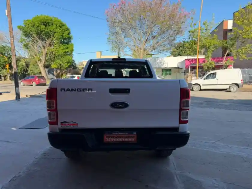 Ford Ranger 2.2 Tdi Dc Xl 4X2 2023  2023 - foto 4