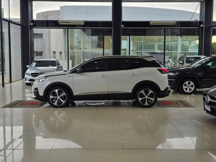 Peugeot 3008 Gt Line 1.6 Thp At 2018  2018 - foto 4