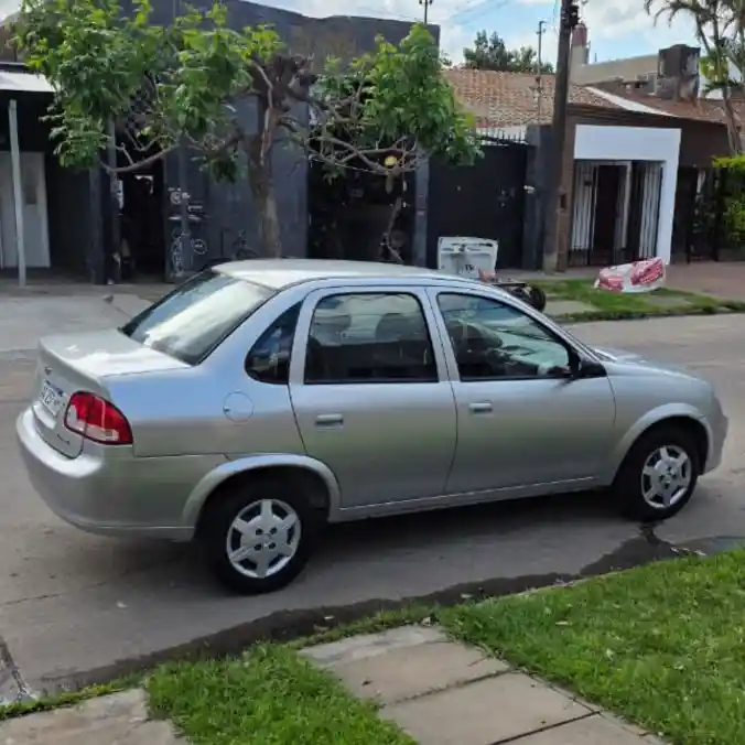 Chevrolet Corsa Classic Ls 2016 70.000  2016 - foto 2