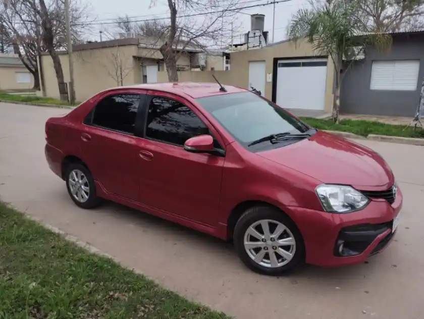 Toyota Etios Xls 2017  2017 - foto 2
