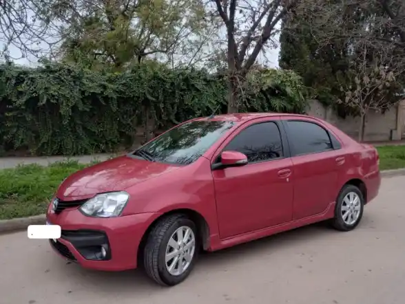 Toyota Etios Xls 2017  2017 - foto 4